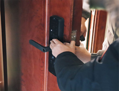 南雄24小时上门开锁公司